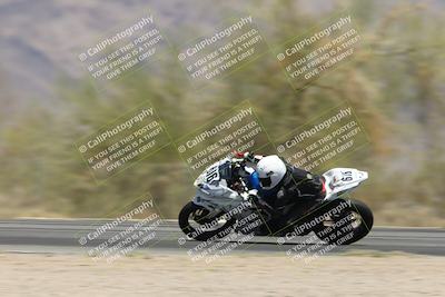 media/Apr-20-2025-CVMA (Sun) [[39090e8767]]/Race 9-Formula LW Twins Shootout/